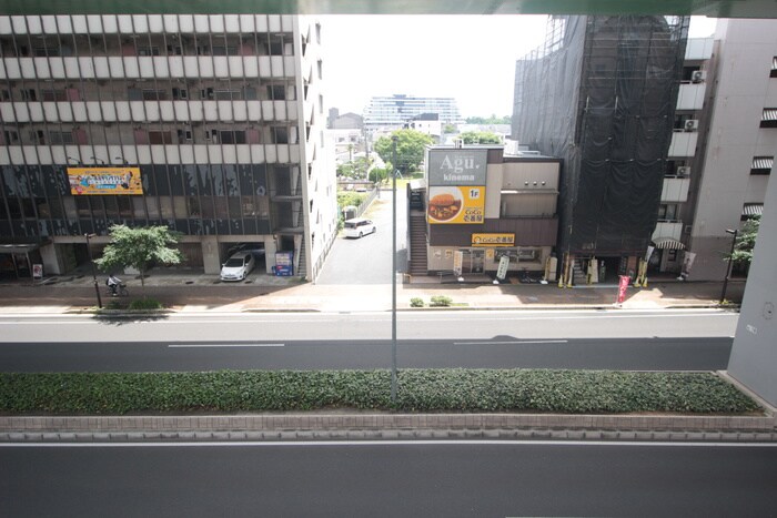 物件内観写真22　(室内からの展望)