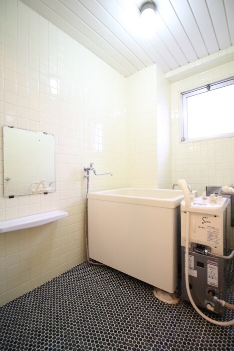 物件内観写真12　(バス／シャワールーム等)