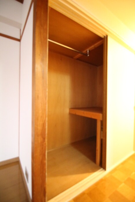 物件内観写真15　(収納)