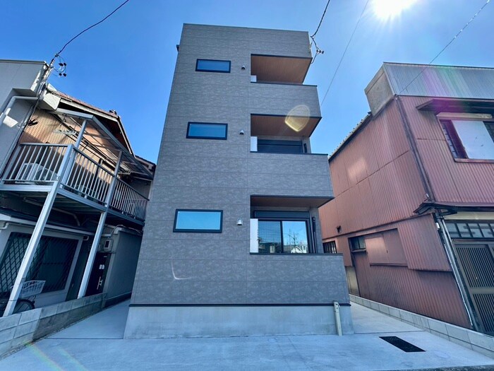 物件外観写真1　(外観写真)