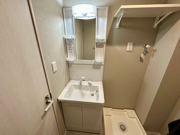 物件内観写真15　(洗面)