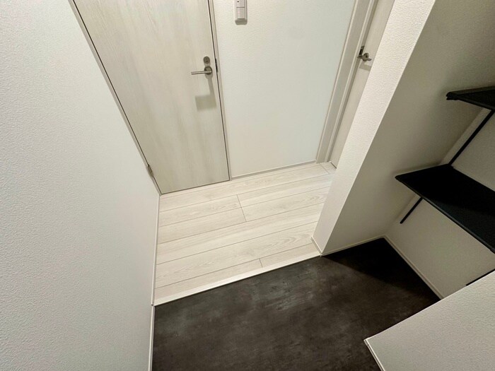 物件内観写真20　(玄関)