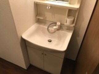 物件内観写真15　(洗面)