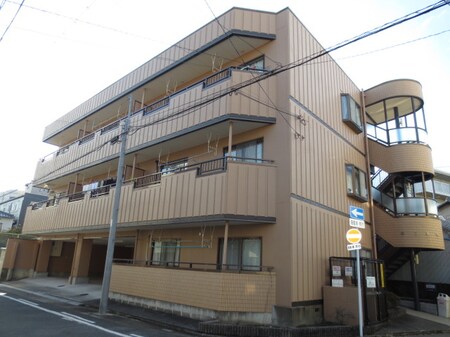 藤二番館外観写真