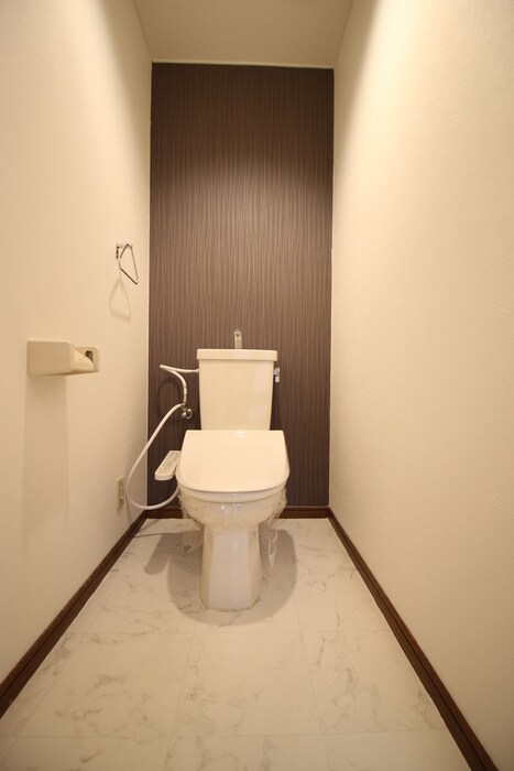 物件内観写真15　(トイレ)