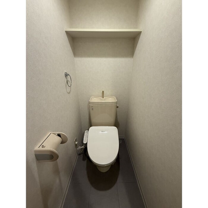 物件内観写真8　(トイレ)