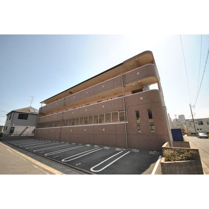 物件外観写真3　(外観写真)