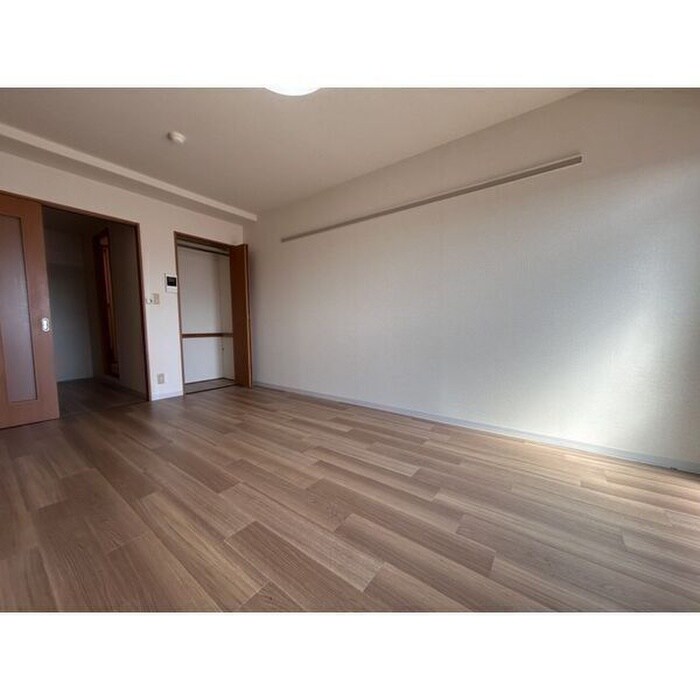 物件内観写真13　(居室)