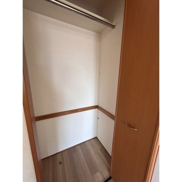 物件内観写真16　(収納)