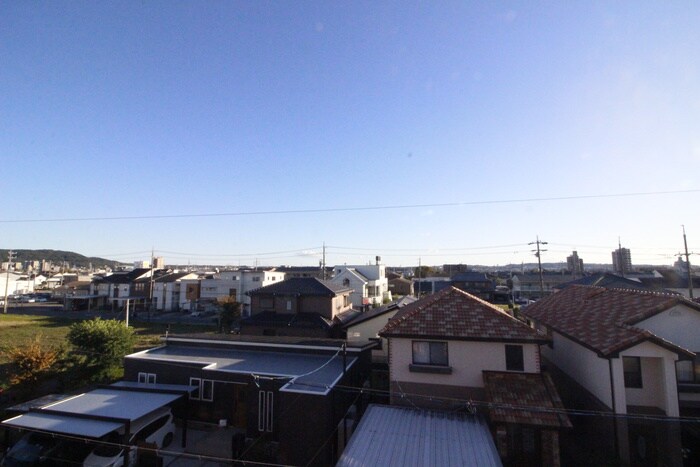 物件内観写真18　(室内からの展望)