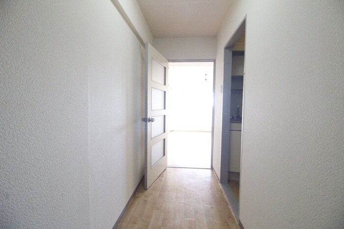 物件内観写真19　(廊下)