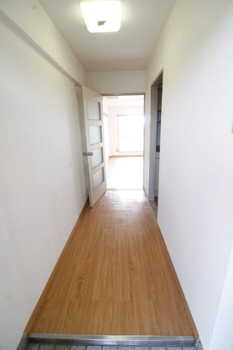 物件内観写真22　(廊下)
