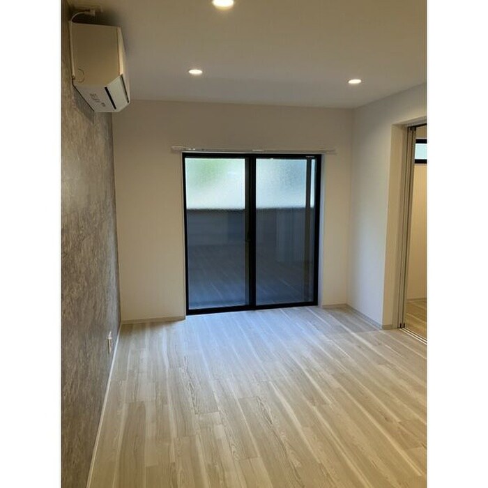 物件内観写真5　(居室)