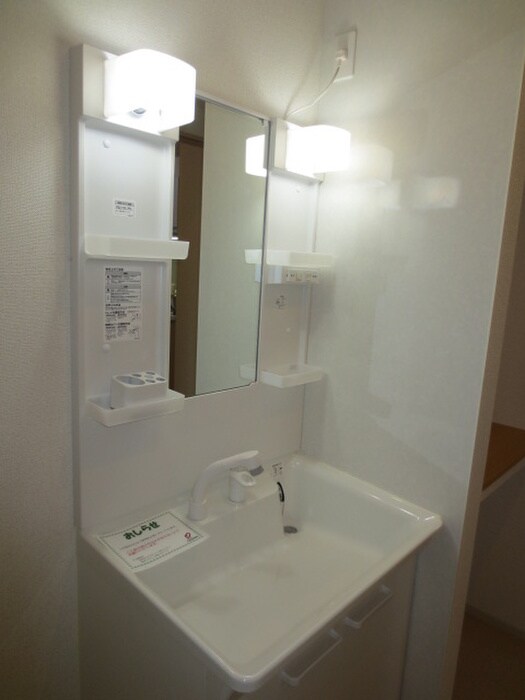 物件内観写真12　(洗面)