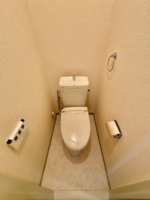 物件内観写真12　(トイレ)