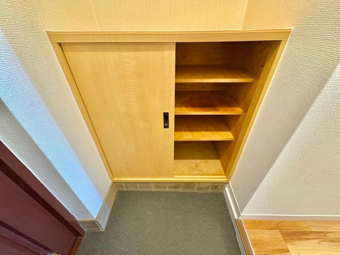 物件内観写真15　(靴箱)