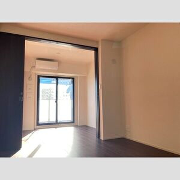 物件内観写真4　(居室)