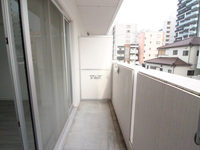 物件内観写真10　(ベランダ・バルコニー)