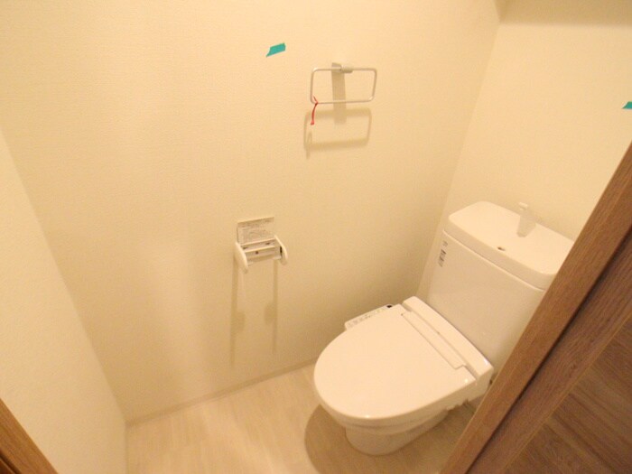 物件内観写真13　(トイレ)