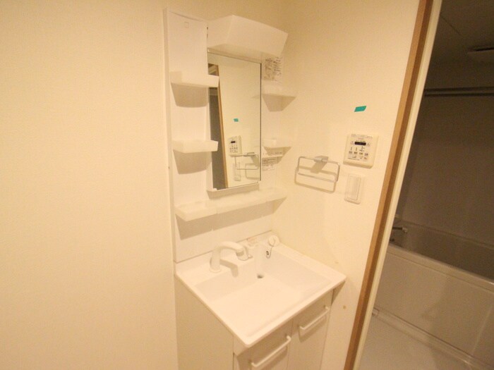 物件内観写真16　(洗面)