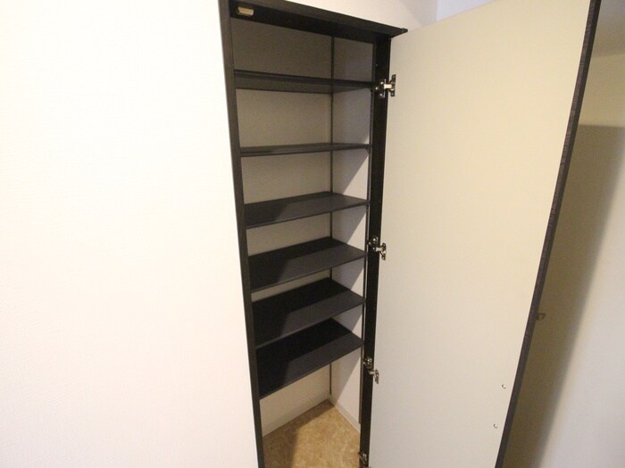 物件内観写真19　(靴箱)