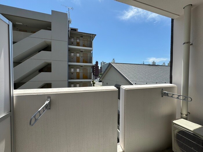 物件内観写真22　(室内からの展望)