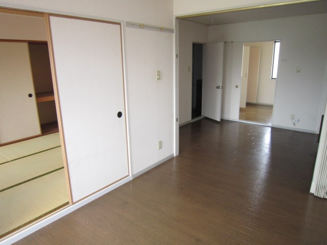 物件内観写真5　(居室)