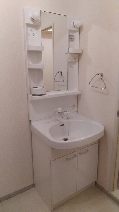 物件内観写真11　(洗面)