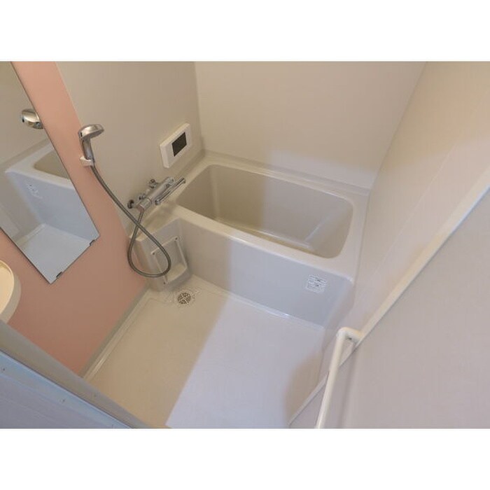 物件内観写真12　(バス／シャワールーム等)