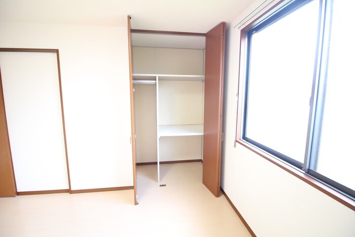 物件内観写真13　(収納)