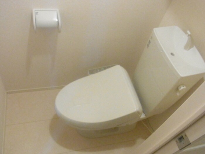 物件内観写真6　(トイレ)