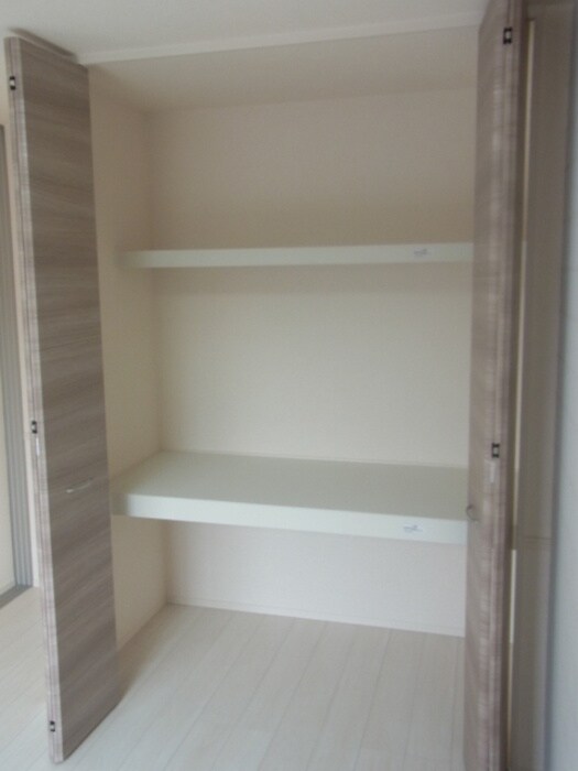 物件内観写真10　(収納)