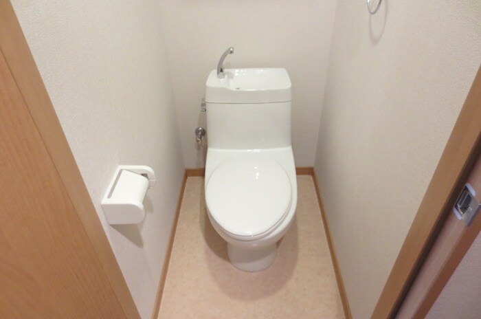 物件内観写真12　(トイレ)