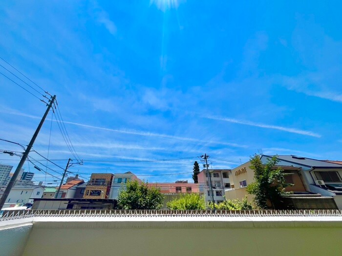 物件内観写真15　(室内からの展望)