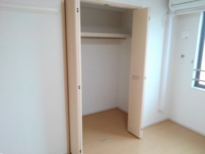物件内観写真9　(収納)