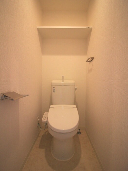 物件内観写真14　(トイレ)