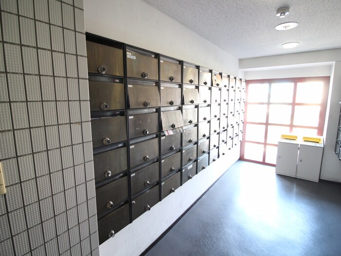 物件外観写真6　(建物設備)