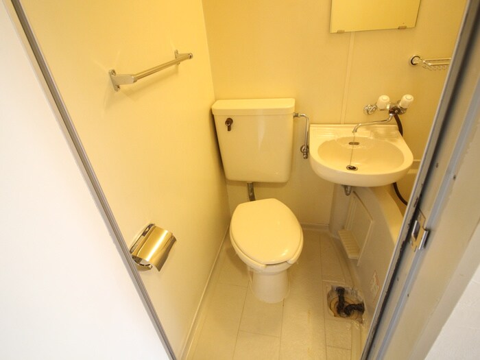 物件内観写真12　(トイレ)