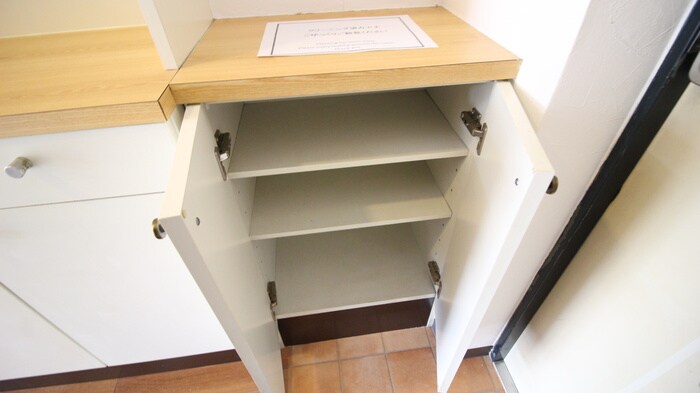 物件内観写真18　(靴箱)