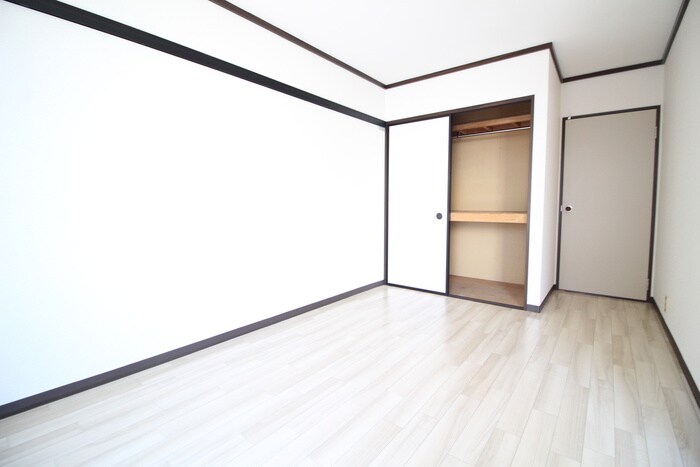 物件内観写真11　(居室)