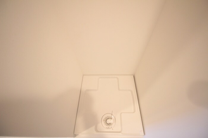 物件内観写真12　(洗濯機置場)