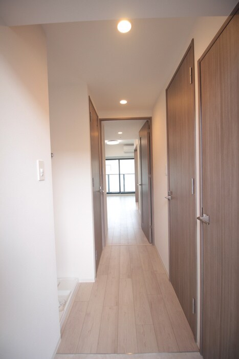 物件内観写真14　(廊下)