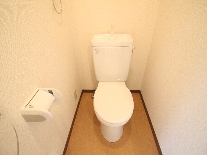 物件内観写真15　(トイレ)