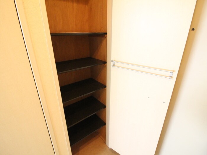 物件内観写真17　(靴箱)