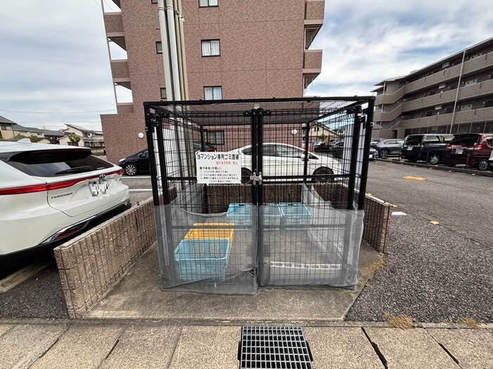 物件外観写真6　(建物設備)