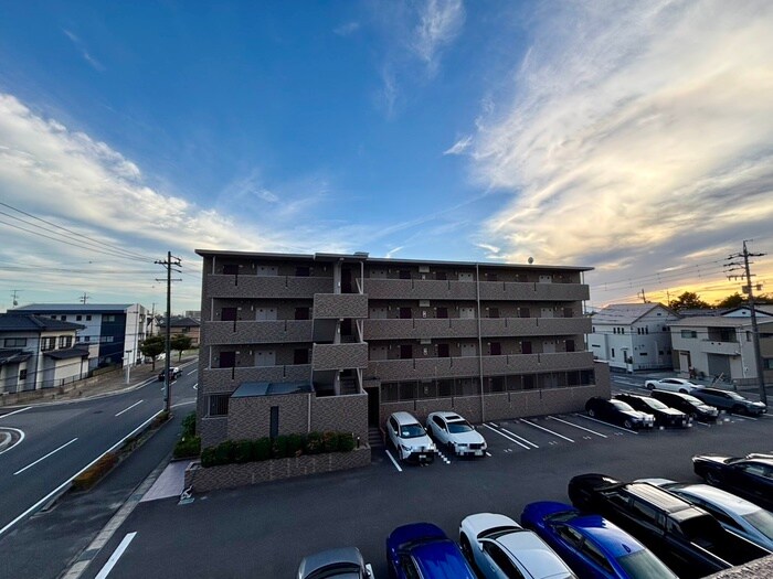 物件内観写真17　(室内からの展望)