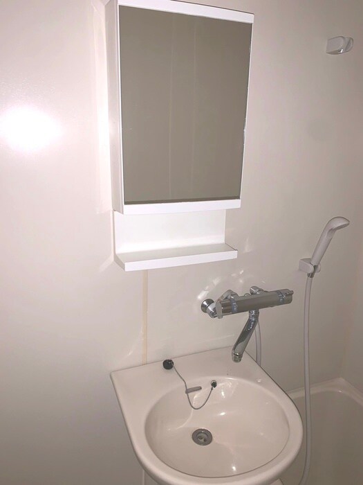 物件内観写真12　(洗面)