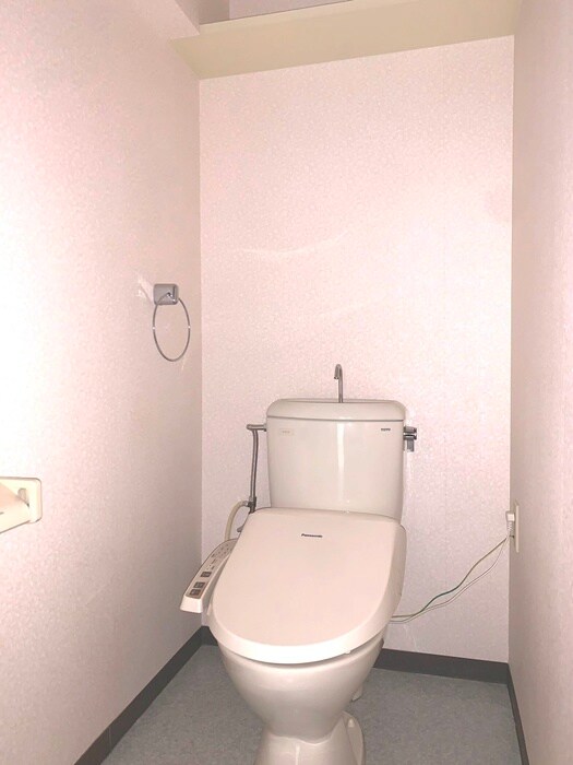 物件内観写真14　(トイレ)