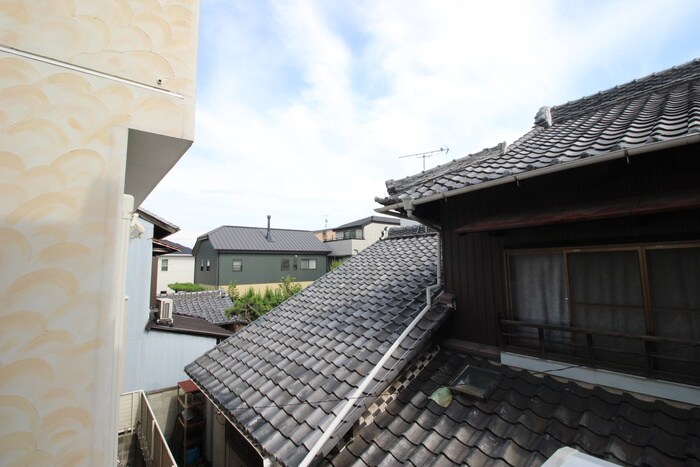 物件内観写真21　(室内からの展望)