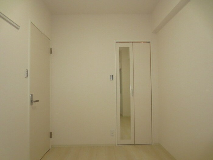 物件内観写真11　(居室)